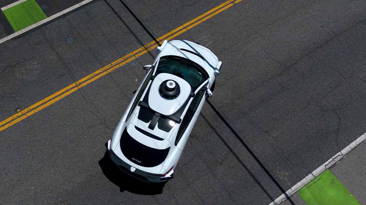 The Design Lie: Why Your 'Agile' Process is Already Obsolete in the Age of Generative AI