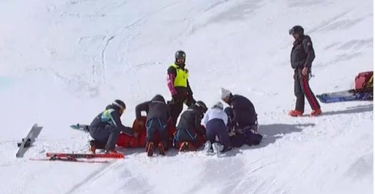 The Hidden Cost of Lindsey Vonn's 'Untreatable' Injury: Why Elite Athletes Are Being Left Behind by Modern Medicine - Image 4