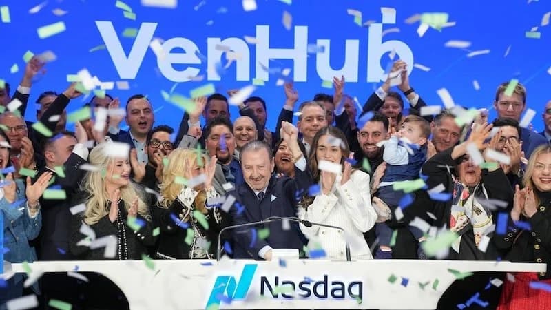 The Silent Revolution: Why VenHub’s 'Smart Store' Win Isn't About Convenience—It's About Data Dominance - Image 1