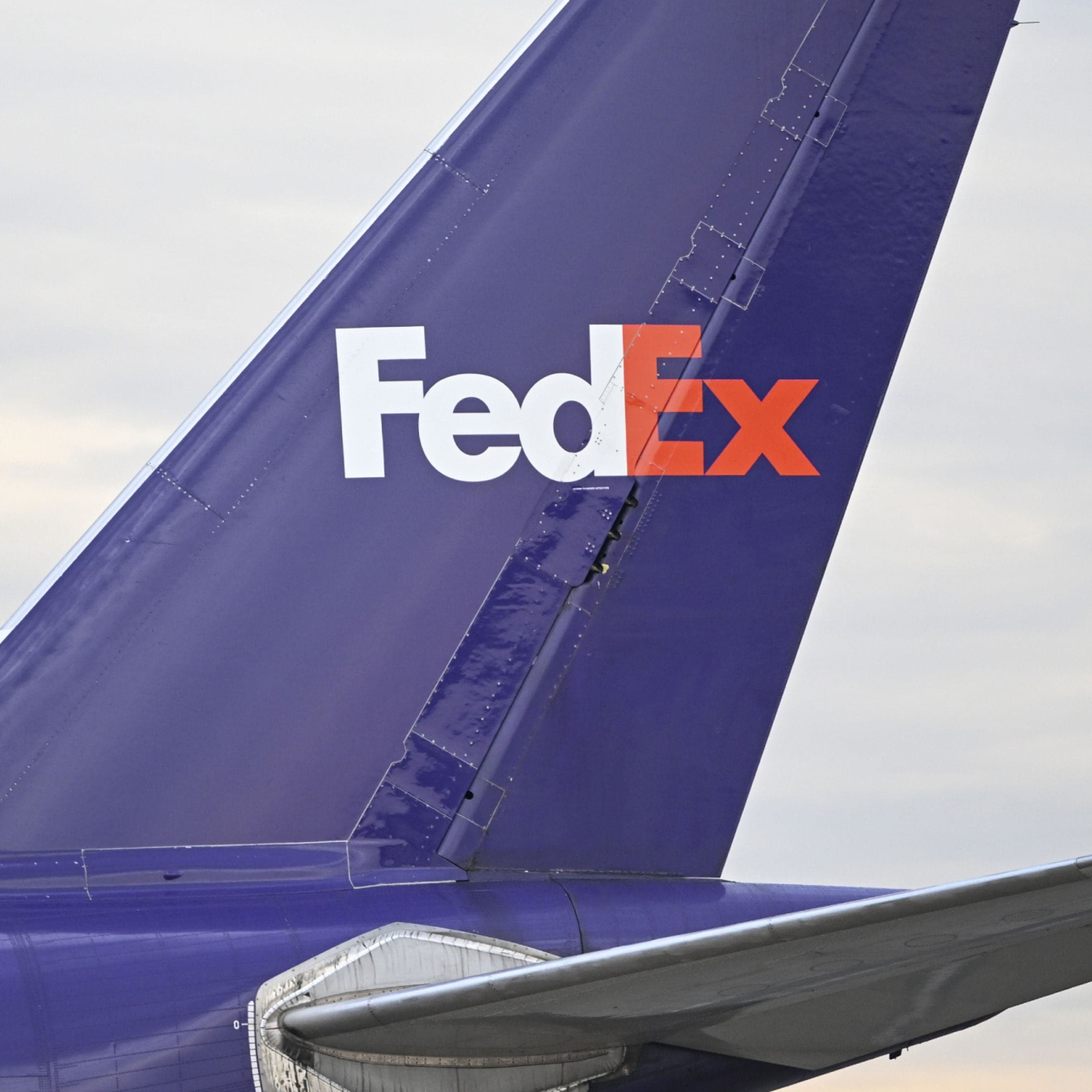 The Silent Takeover: How a Niche Spine Deal is Rewriting Federal Healthcare Tech Contracts - Image 7